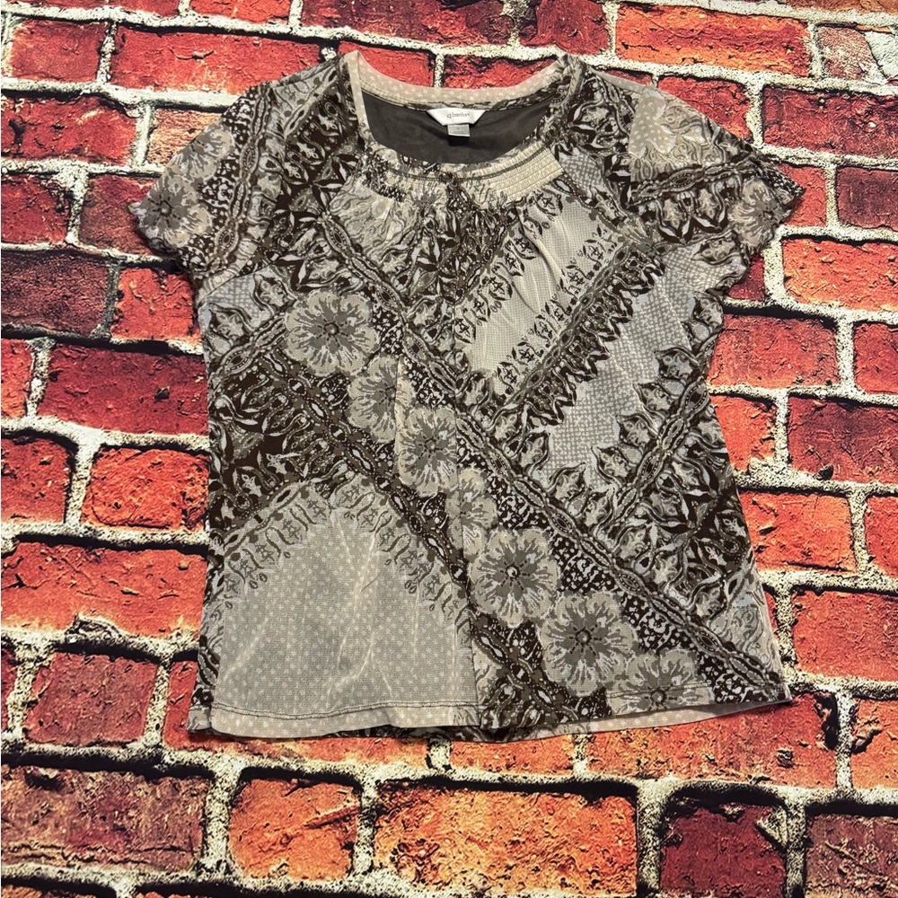 Preowned CJ Banks Green and Brown Short Sleeve Top Size X Bust 20” Item #PHK6801